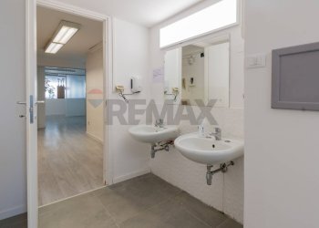 Bagno - Ufficio Via Resuttana
360, Palermo - foto 23