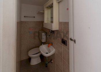 Bagno - Negozio Via gioacchino Di Marzo
53, Palermo - foto 9