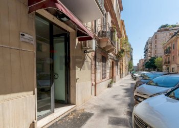 Edificio all\'aperto - Negozio Via gioacchino Di Marzo
53, Palermo - foto 10