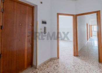 Hall / corridoio - Quadrilocale Via Generale Alberico Albricci
 
28, Palermo - foto 3