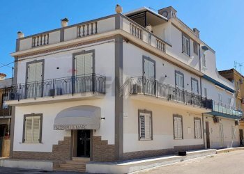 Edificio all\'aperto - Casa indipendente Via Sirio
 
15, Castelvetrano - foto 10
