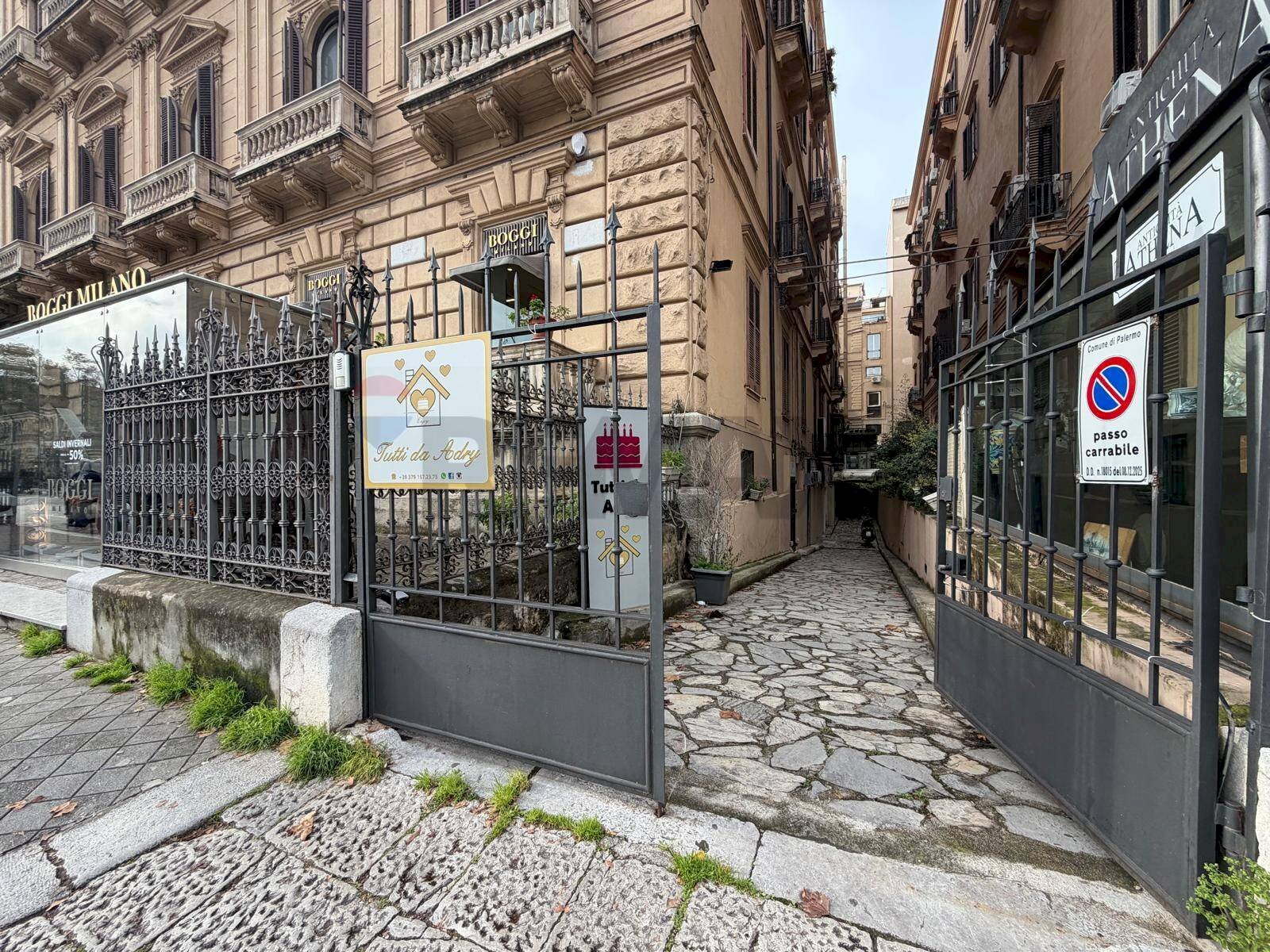 Edificio all\'aperto - Commercial Premises via libertà
4, Palermo - photo 2