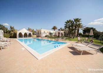 Piscina - Villa Castelvetrano - photo 1
