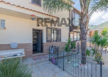 Casa all\'aperto - Semi-detached house SS 113 OVEST
 
139, Carini - photo 29