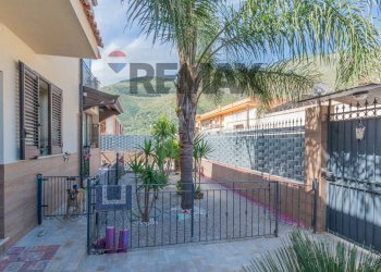 Casa all\'aperto - Semi-detached house SS 113 OVEST
 
139, Carini - photo 30
