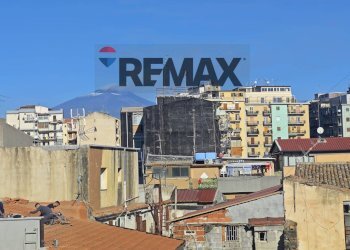 Edificio all\'aperto - Three-room apartment Via Solferino
 
41, Catania - photo 3