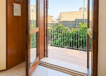 Terrazza - Casa semi indipendente Via Vittorio Emanuele Da Bormida
 
57, Catania - foto 4