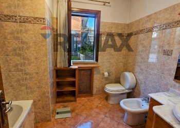 Bagno - Casa semi indipendente Via Vittorio Emanuele Da Bormida
 
57, Catania - foto 18