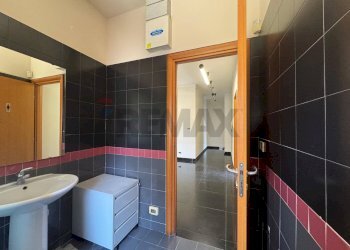 Bagno - Office Viale Africa
46, Catania - photo 3
