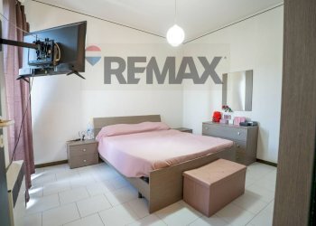 Camera / camera da letto - Two-room apartment Via Stazione
 
11, Aci Castello - photo 10