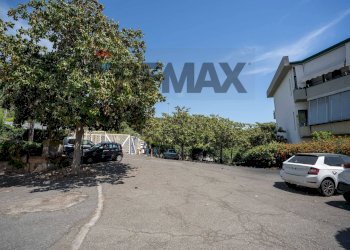 Edificio all\'aperto - Two-room apartment Via Stazione
 
11, Aci Castello - photo 18