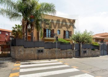 Casa all\'aperto - Casa indipendente Via Poggio del Lupo
 
47/B, Misterbianco - foto 4