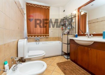 Bagno - Casa indipendente Via Poggio del Lupo
 
47/B, Misterbianco - foto 50
