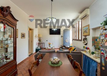 Sala da pranzo - Casa indipendente Via Poggio del Lupo
 
47/B, Misterbianco - foto 74