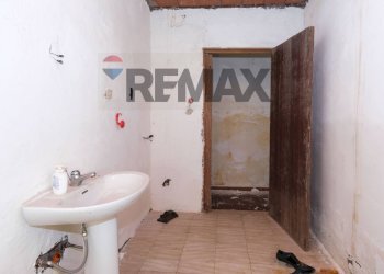 Bagno - Casa semi indipendente Via Principe di Piemonte
 
52, Fiumefreddo di Sicilia - foto 7
