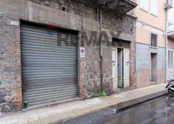 Edificio all\'aperto - Casa semi indipendente Via Principe di Piemonte
 
52, Fiumefreddo di Sicilia - foto 11