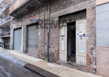 Edificio all\'aperto - Casa semi indipendente Via Principe di Piemonte
 
52, Fiumefreddo di Sicilia - foto 12