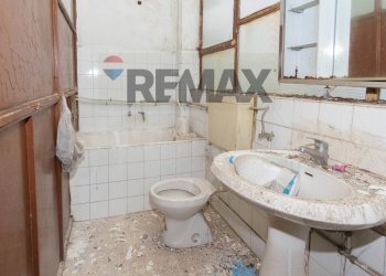 Bagno - Independent house Via Principe di Piemonte
 
52, Fiumefreddo di Sicilia - photo 9