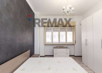 Camera / camera da letto - Three-room apartment Viale Vittorio Veneto
 
45, Catania - photo 19