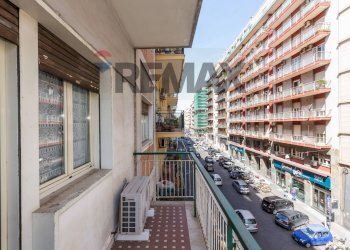Balcone - Three-room apartment Viale Vittorio Veneto
 
45, Catania - photo 27