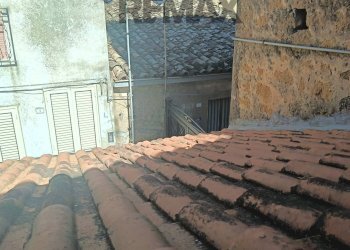 Edificio all\'aperto - Independent house Via D'Arena
 
10/12, Aidone - photo 7