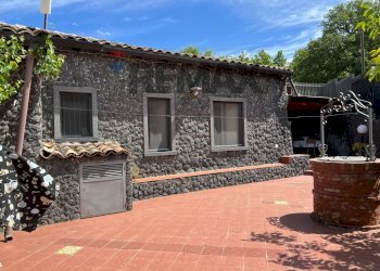 Casa all\'aperto - Villa VIA CAVALIERE BOSCO
 
SN, Santa Maria di Licodia - foto 3