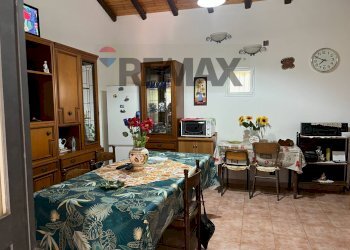 Sala da pranzo - Villa VIA CAVALIERE BOSCO
 
SN, Santa Maria di Licodia - foto 26