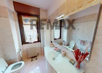 Bagno - Three-room apartment Settala - photo 23