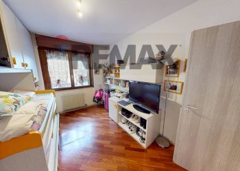 Camera / camera da letto - Three-room apartment Settala - photo 34
