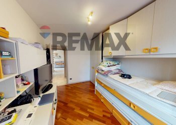Camera / camera da letto - Three-room apartment Settala - photo 36