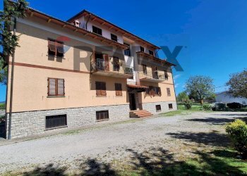 Edificio all\'aperto - Apartment via del paretaio
 
18/C, Castel San Niccolò - photo 1