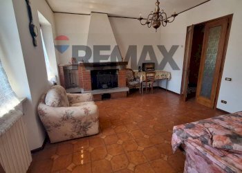 Soggiorno - Apartment via del paretaio
 
18/C, Castel San Niccolò - photo 7