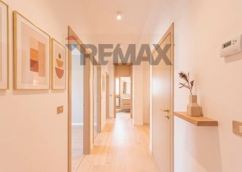 Hall / corridoio - Appartamento viale cante di montevecchio
 
38, Monte Porzio - foto 12