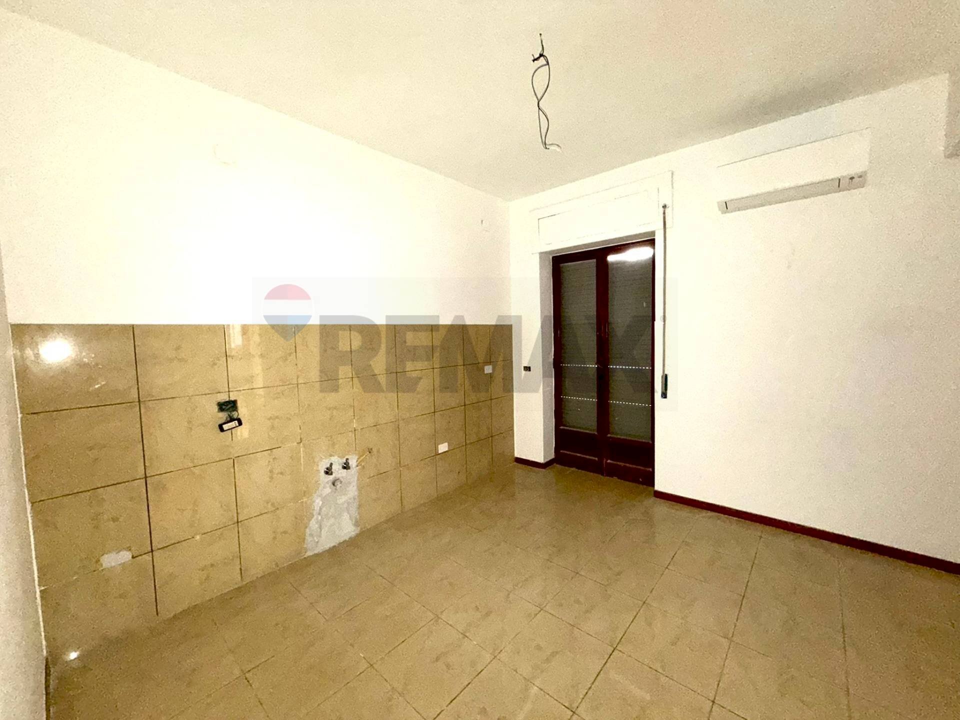 Stanza vuota - Ufficio VIA PUCCINI
16, Afragola - foto 3
