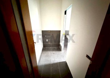 Bagno - Office VIA PUCCINI
16, Afragola - photo 11