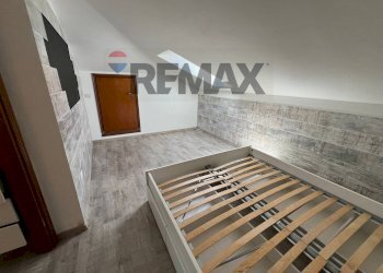 Camera / camera da letto - Attic Via bersanti
5, Torino - photo 3