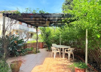 Terrazza - Two-room apartment via s Carnevale
 
15, Riposto - photo 1