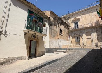 Edificio all\'aperto - Semi-detached house Via Giordano Bruno
 
21, Noto - photo 19