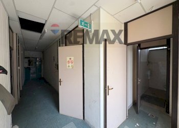 Hall / corridoio - Capannone Via Degli Iris, Augusta - foto 15
