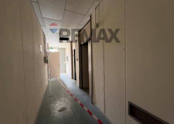 Hall / corridoio - Capannone Via Degli Iris, Augusta - foto 27