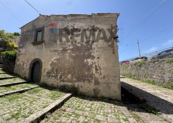 Casa all\'aperto - Independent house Via Gracco
 
4, Buccheri - photo 2