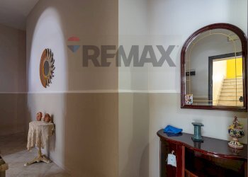 Hall / corridoio - Four-room apartment via Magnisi
 
38, Priolo Gargallo - photo 14