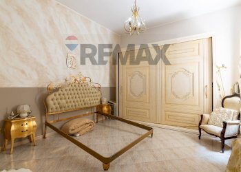Camera / camera da letto - Four-room apartment via Magnisi
 
38, Priolo Gargallo - photo 18