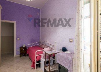 Camera / camera da letto - Four-room apartment via Magnisi
 
38, Priolo Gargallo - photo 24