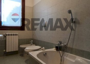Bagno - Two-room apartment Mapello - photo 5
