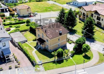 Edificio all\'aperto - Casa semi indipendente Pian Camuno - foto 37