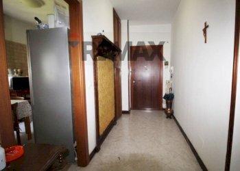 Hall / corridoio - Trilocale Via Umberto Giordano
 
2, Bergamo - foto 16