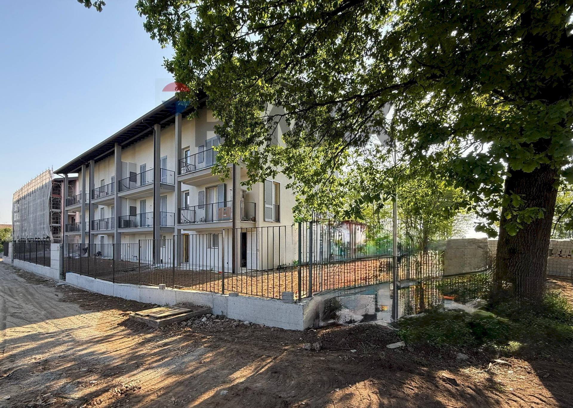 Edificio all\'aperto - Three-room apartment via delle grazie
 
33, Albuzzano - photo 3