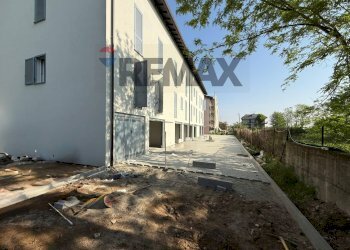 Edificio all\'aperto - Three-room apartment via delle grazie
 
33, Albuzzano - photo 39