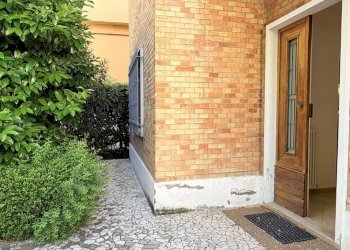 Foto 14 - Trilocale Viale Monfalcone
 
47, Pesaro - foto 14